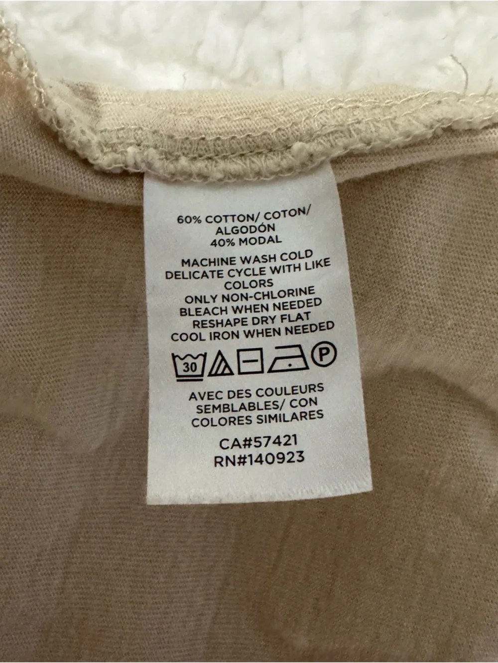 LOFT T-Shirt - Picture 4 of 4